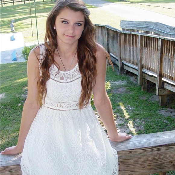 Meet the Posher💕 - Picture 2 of 7